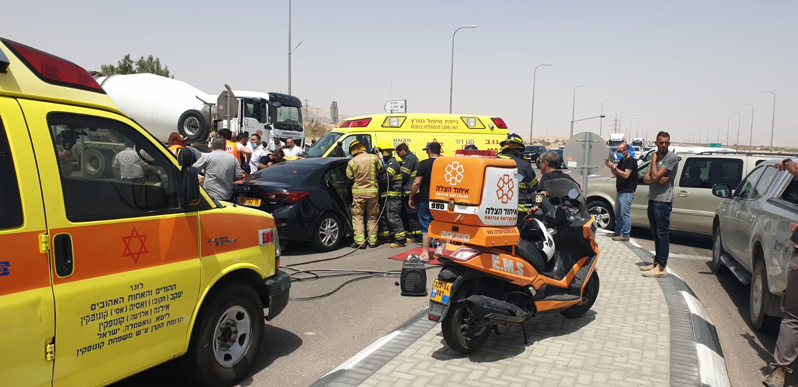 פצועה בינוני ו-4 קל בתאונה בכניסה לאילת