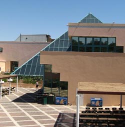 איציק דיין וקיבוץ אילות איבדו את הבעלות על מלון 'סאן רייז'