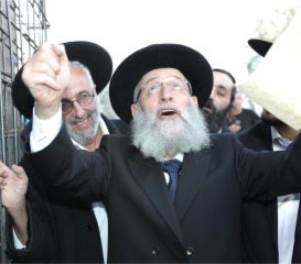 בית ספר 'אור החיים' (איילת השחר)- מקרוואנים למבני פאר