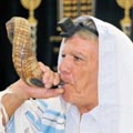 'ערב ערב באילת' מאחל גמר חתימה טובה