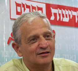 נחום ברנע התנצל בפני מאיר יצחק הלוי