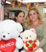 ענקים בממתקים 'ענק הממתק'