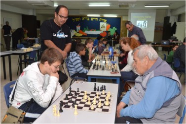 אלופי שח מט למשפחות