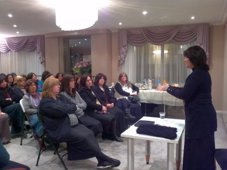 אוסטרליה: הרב הכט ורעייתו נשאלו על המסתננים