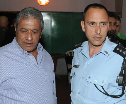 ראש העירייה ומפקד המשטרה סגרו מועדוני מסתננים