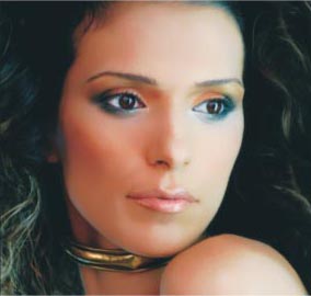 סימה קורן - הקוסמת שתעשה אתכן יפות יותר