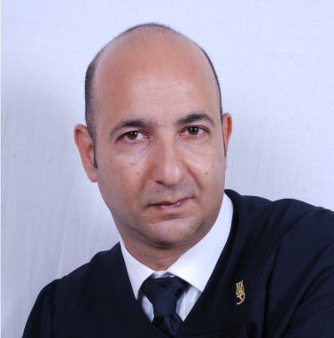 החיילת משרתת את המדינה אך המדינה לא משרתת אותה 