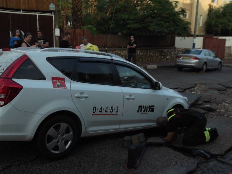 תמונות ווידיאו: אילת הוצפה בעקבות הגשם