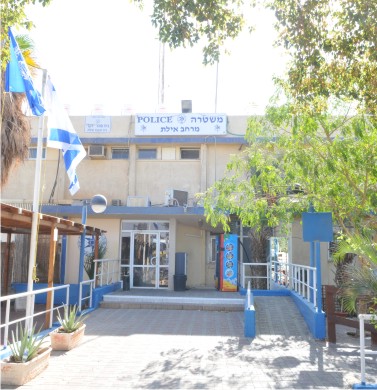 השופט זיכה את הנאשם וקבע: ''בעדויות השוטרים תמיהות לא מעטות''