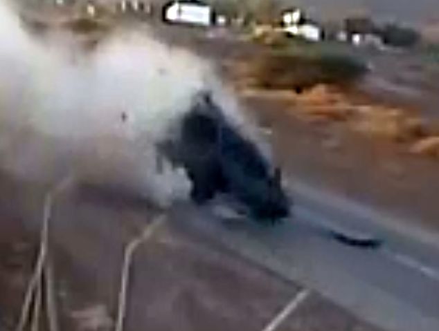 וידיאו יוצא דופן: ג'יפ צה''לי מתהפך בכניסה לאילת