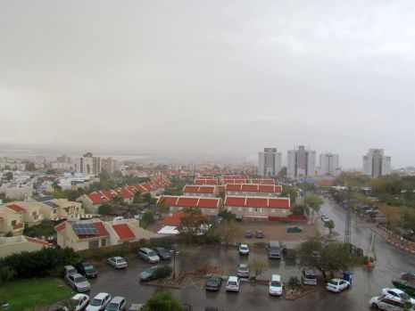 וידיאו ותמונות: ברד והצפות באילת