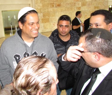 הרוכלים בטיילת יתמודדו על מקום במועצת העיר