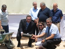 הונחה אבן פינה לנמל התעופה הבינלאומי 'רמון' 