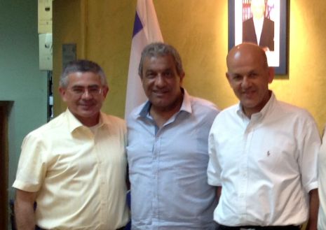 ראש העירייה פנה לשר האנרגיה בעניין צריכת החשמל בעיר
