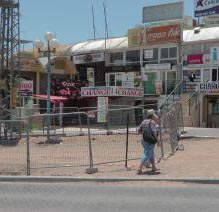 על סף הסכם בשדרות התמרים