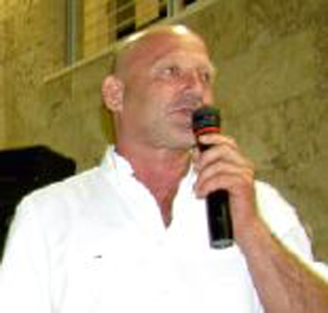 דובי כהן לא פורש