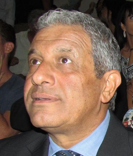 מאיר יצחק הלוי נרשם ללימודי משפטים