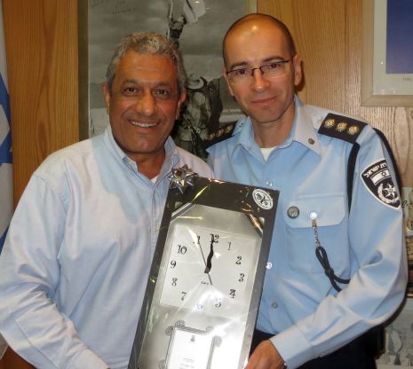 ראש העירייה  נפרד מליאור בן סימון