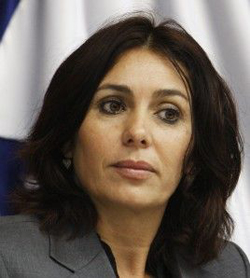המסעדנים באילת מרכזים מאמץ: צעירים ישראלים במקום מסתננים