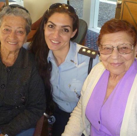 הידד לכחולי המדים