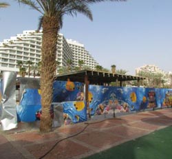 העירייה הורתה על הפסקת העבודות להקמת מזנון בחוף נביעות