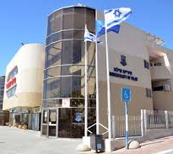 כתב אישום נגד המתפרעת בבית העירייה