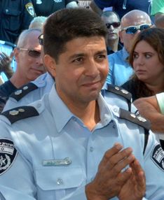 שוטר בכיר הודח בשל התנהגותו בטיילת
