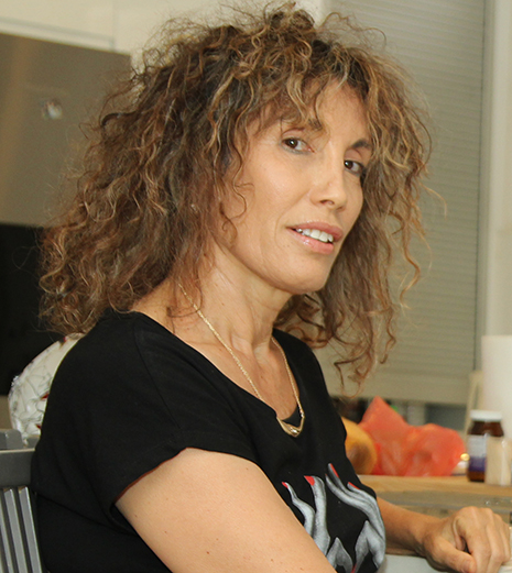 אורה לחיים