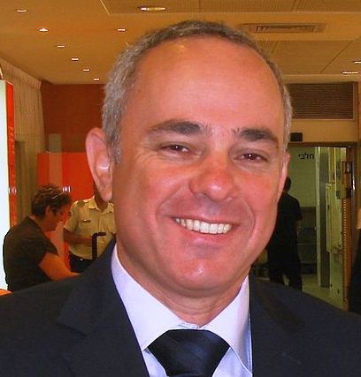 השר שטייניץ התנגד: הממשלה דחתה הדיון ביבוא העובדים מעקבה