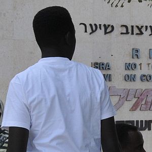 המשטרה: המסתנן הודה באונס  והפליל את חברו