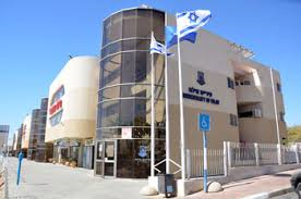מחדל הטיפול בפגוע הראש שפרץ למשרדי העירייה