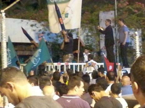 בעקבה: אלפי מפגינים קראו להפציץ את אילת בטילים