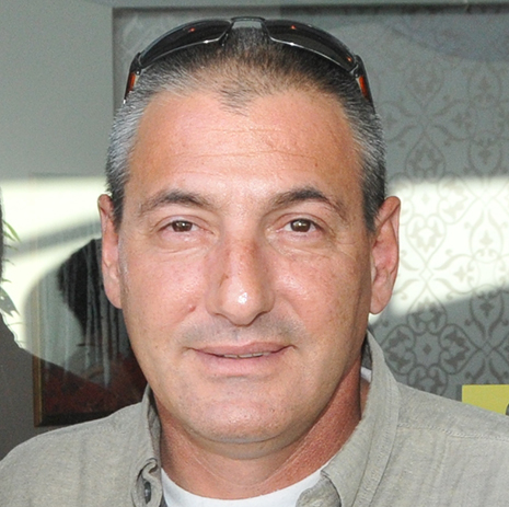 אכפתניקים בע''מ