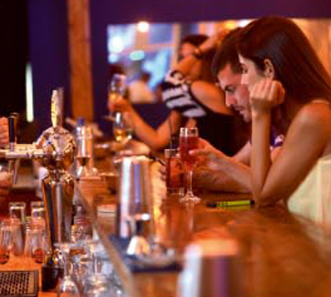 אקסטרים צ'יקס בר – Xtreme Chix Bar