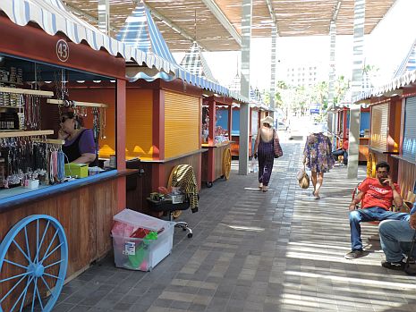 הרוכלים בשוק החדש קורסים: נדרשים כעת לשלם גם עבור חשמל
