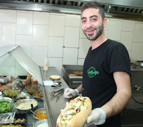 דדיס סנדוויץ' בר – הכי סנדוויץ' בעיר