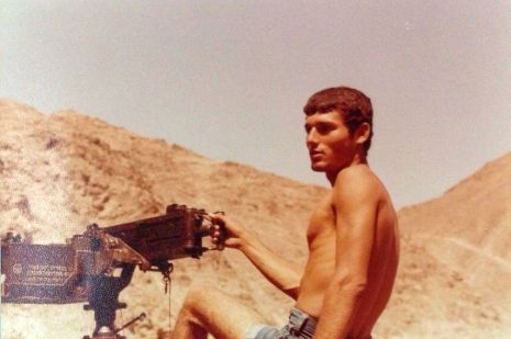וידיאו: סגן ראש העירייה מברך מתחת למים