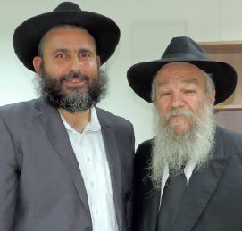 חב''ד מציגה: טיפולי שיניים חינם למשפחות נזקקות