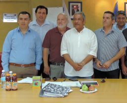 סגירת 'שדה דב': ראש העירייה נגד פרקליטות המדינה