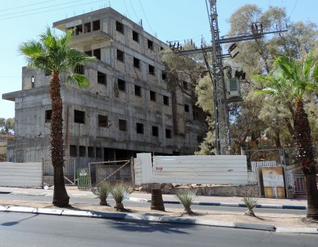 המבנה במרכז העיר הפך למרכז פשע ואלימות