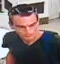 התייר התעלף – תושב העיר גנב ממנו כסף