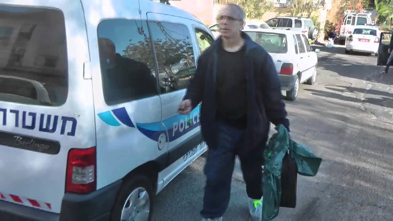  עשו לו כיפה אדומה