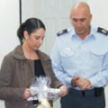 סוכנת סמויה הפלילה עשרות סוחרי סמים