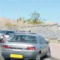 סותמים את הכביש