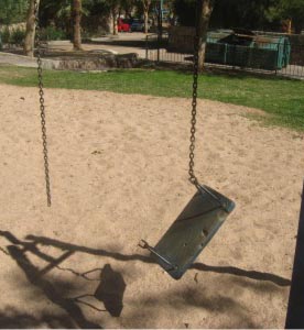 העירייה לא תיקנה את מרבית הליקויים בגני המשחקים לילדים