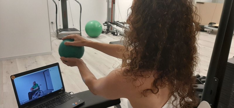 בית איזי שפירא מציע טיפולים שיקומיים מקוונים  למי שבימי הקורונה לא יכול להגיע ולהשיג טיפול מקצועי