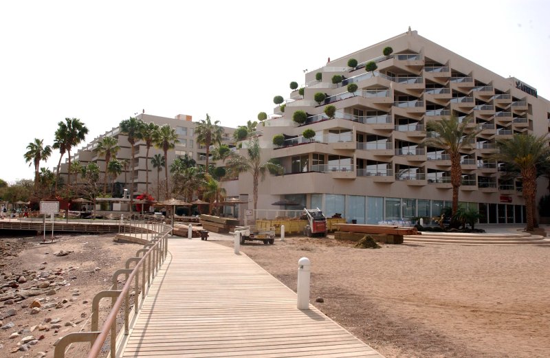 כתב אישום נגד אורחת במלון באילת: תקפה ואיימה על מנהלת הקבלה