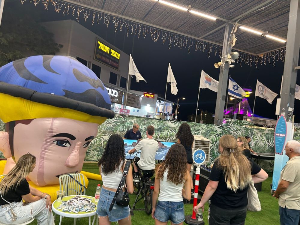  קיץ בטוח באילת במתחם הנוער נהנים ורוכבים בטוח