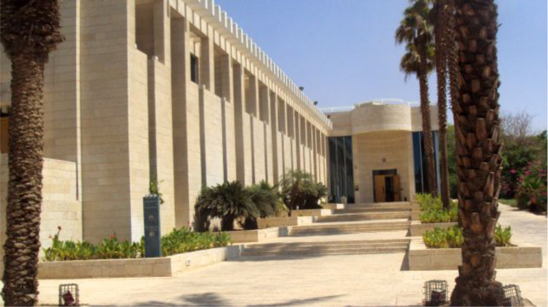 שוחררה הסייעת מאילת החשודה בהתעללות 