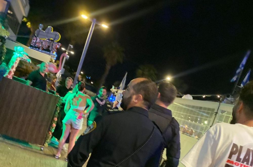 המשטרה מאיימת לסגור את מועדוני הסלינה והמאיו באילת